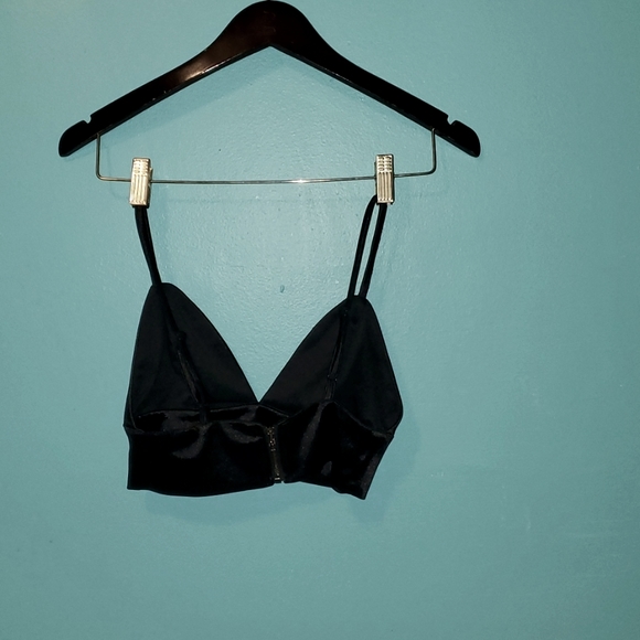 SHEIN, Small, all black - Picture 2 of 3